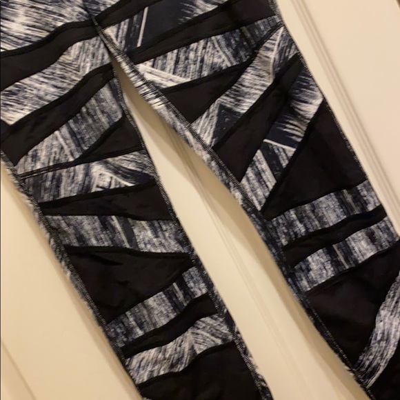 Lululemon leggings - Picture 2 of 3